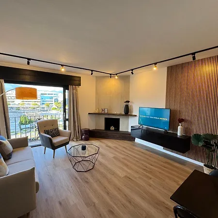 Lägenhet Modern And Cosy In The Heart Of Puerto Banus *
