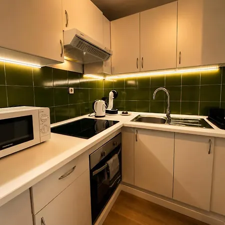 Modern And Cosy In The Heart Of Puerto Banus Lägenhet *