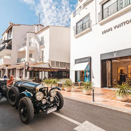 Modern And Cosy In The Heart Of Puerto Banus