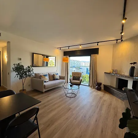 Modern And Cosy In The Heart Of Puerto Banus
